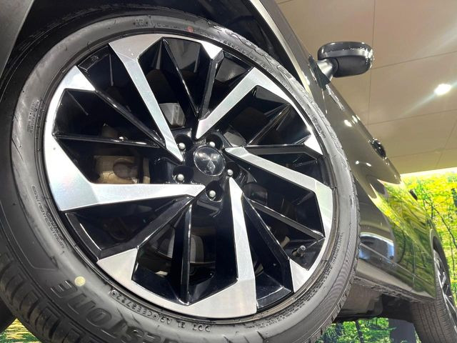 �y�����A���~�z�C�[���z�O�ςɃ}�b�`���������A���~�z�C�[���𑕒����Ă���܂��B�e��ЊO�A���~�z�C�[����A�X�^�b�h���X�^�C�����戵�����Ă���܂��B���񂲑��k����������
