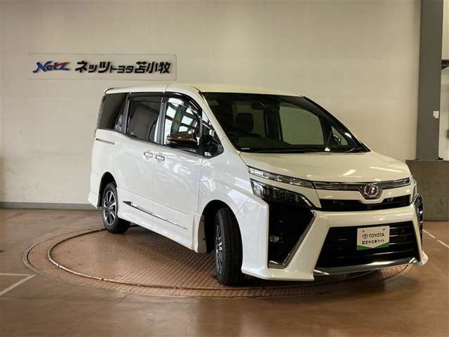 ヴォクシー2.0 ZS 煌II 4WD