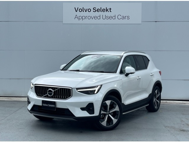 XC40ウルトラ B4 AWD 4WD