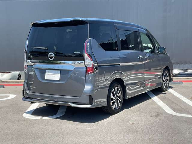 セレナ2.0 ハイウェイスターV