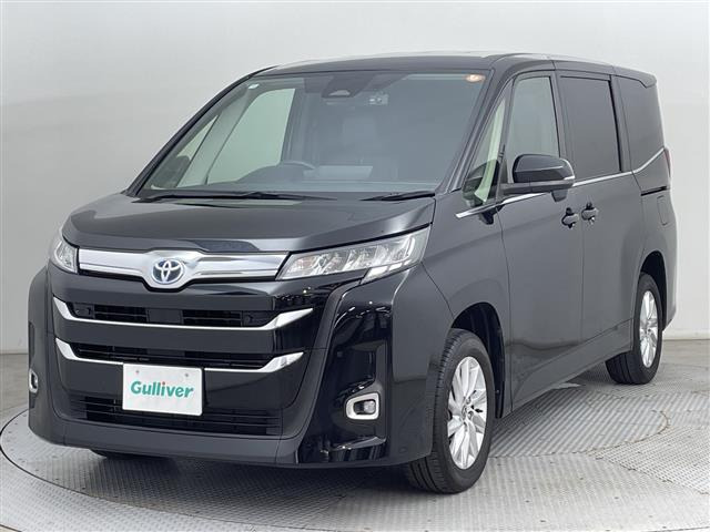 ノア1.8 ハイブリッド Z E-Four 4WD