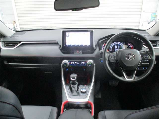 RAV42.0 アドベンチャー オフロードパッケージ 4WD