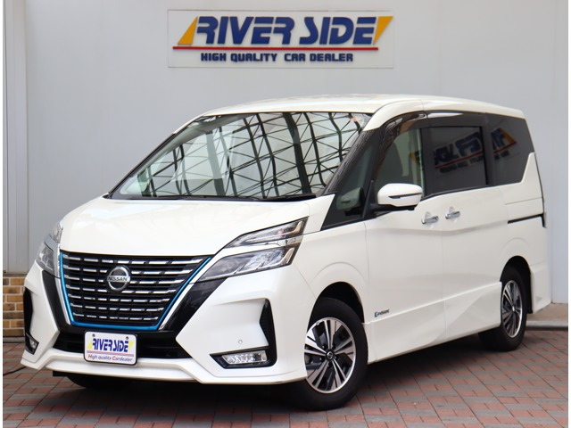 セレナ1.2 e-POWER ハイウェイスターV