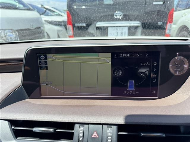 ES300h バージョンL