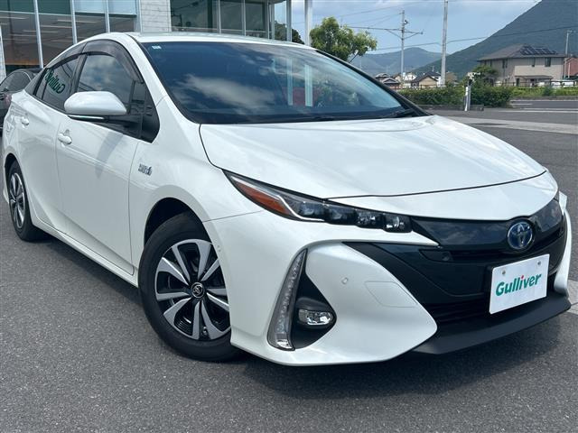 プリウスPHV1.8 S セーフティ プラス