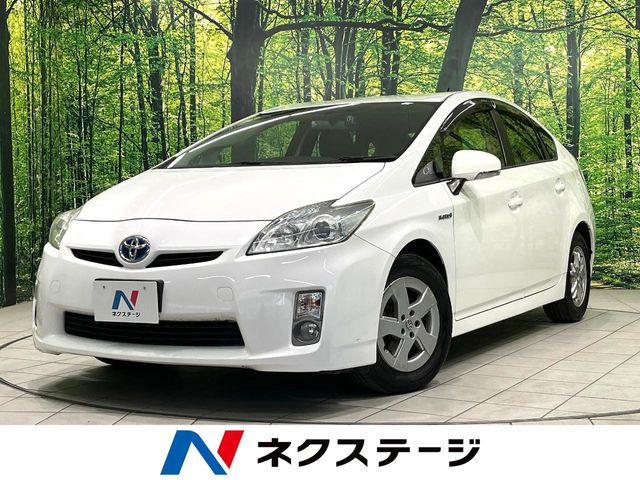 プリウス1.8 S