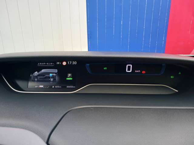 セレナ1.2 e-POWER ハイウェイスターV