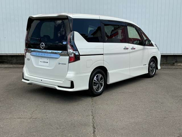 セレナ1.2 e-POWER ハイウェイスターV