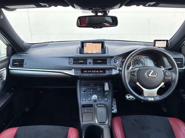 CT200h Fスポーツ Xライン