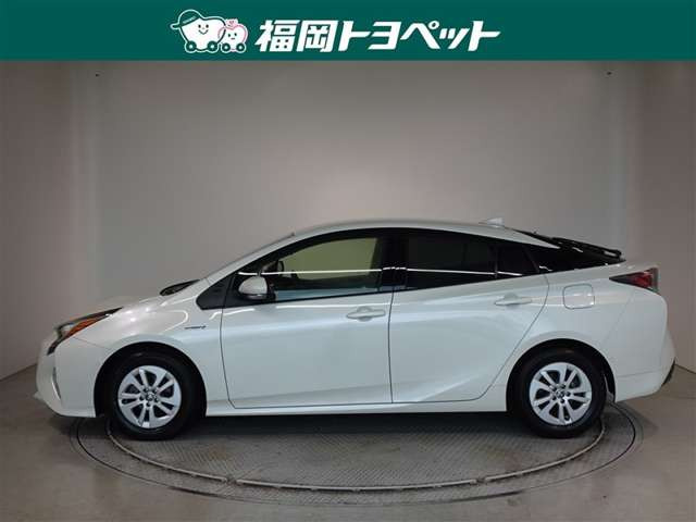プリウス1.8 S