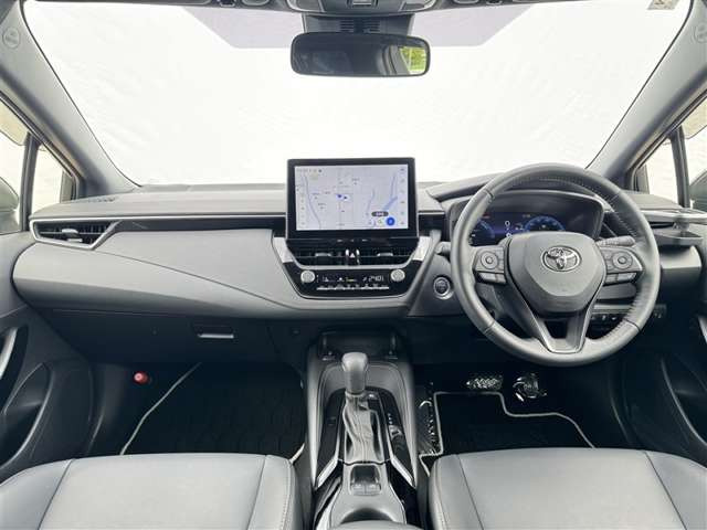 カローラツーリング1.8 ハイブリッド W×B