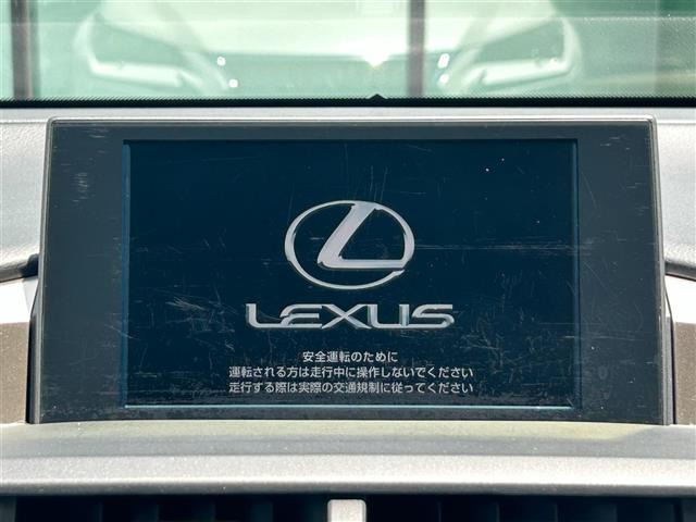 NX200t Fスポーツ 4WD