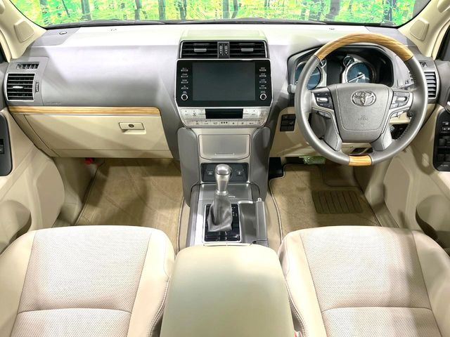 ランドクルーザープラド2.7 TX Lパッケージ マットブラック エディション 4WD