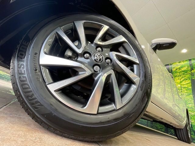 �y����16�C���`�A���~�z�C�[���z�O�ςɃ}�b�`���������A���~�z�C�[���𑕒����Ă���܂��B�e��ЊO�A���~�z�C�[����A�X�^�b�h���X�^�C�����戵�����Ă���܂��B���񂲑��k����������