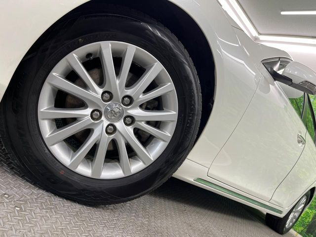 �y����16�C���`�A���~�z�C�[���z�O�ςɃ}�b�`���������A���~�z�C�[���𑕒����Ă���܂��B�e��ЊO�A���~�z�C�[����A�X�^�b�h���X�^�C�����戵�����Ă���܂��B���񂲑��k����������