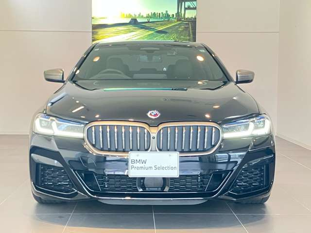 5シリーズセダンM550i xドライブ 4WD