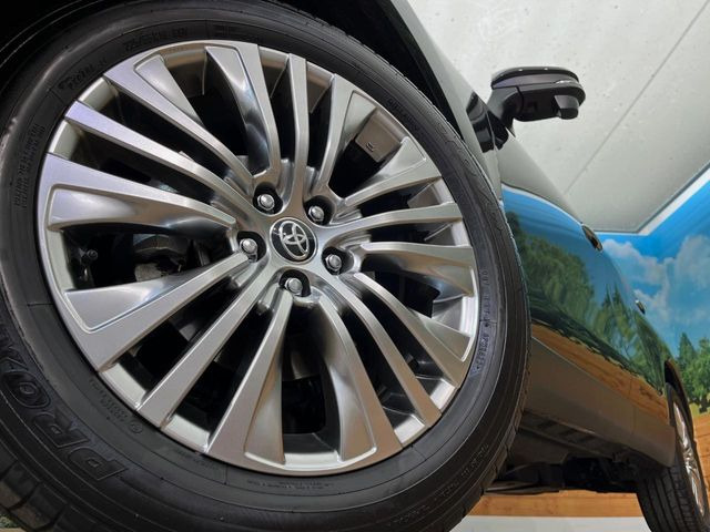 �y����19�C���`�A���~�z�C�[���z�O�ςɃ}�b�`���������A���~�z�C�[���𑕒����Ă���܂��B�e��ЊO�A���~�z�C�[����A�X�^�b�h���X�^�C�����戵�����Ă���܂��B���񂲑��k����������