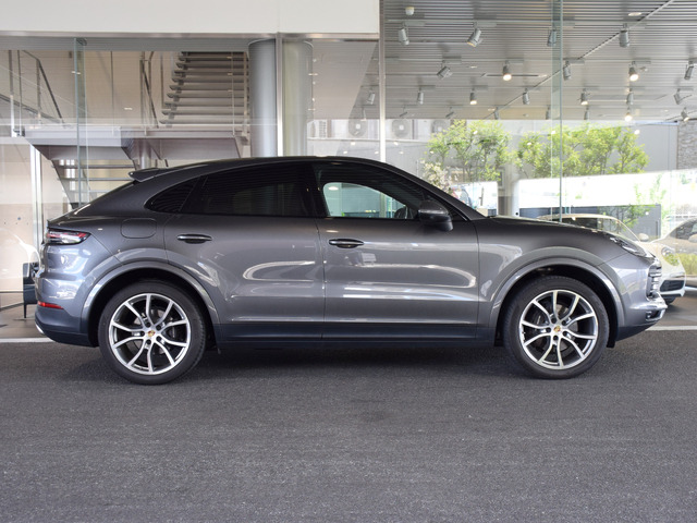 カイエンクーペ3.0 ティプトロニックS リアセンターシート 4WD