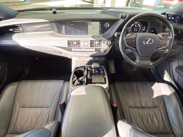 LS500h バージョンL