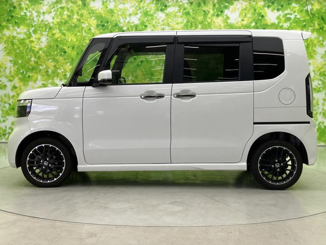 N-BOXカスタムターボ コーディネートスタイル モノトーン 4WD