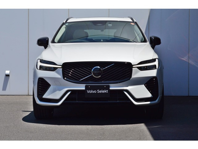 XC60ウルトラ T6 AWD プラグイン ハイブリッド 4WD