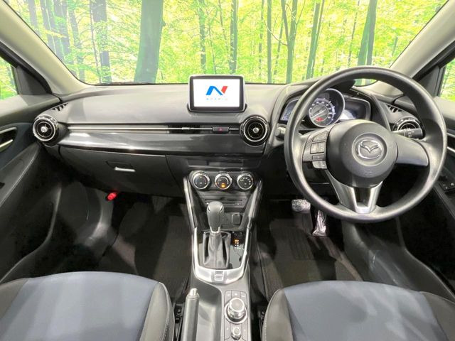 デミオ1.3 13S