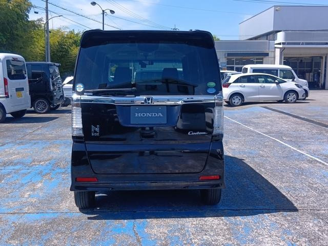 N-BOXカスタムG SSパッケージ 4WD