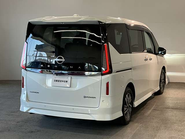 セレナ1.4 e-POWER ルキシオン