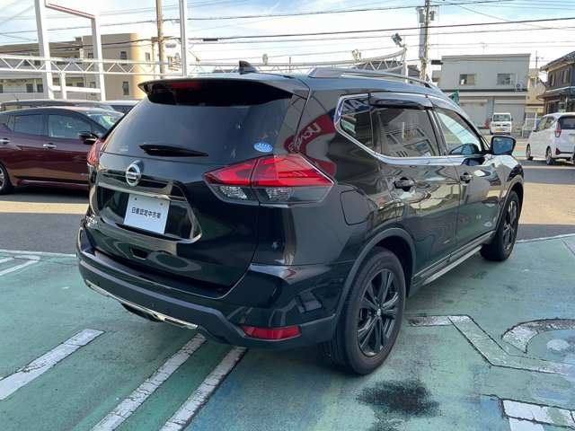 エクストレイル2.0 20Xi