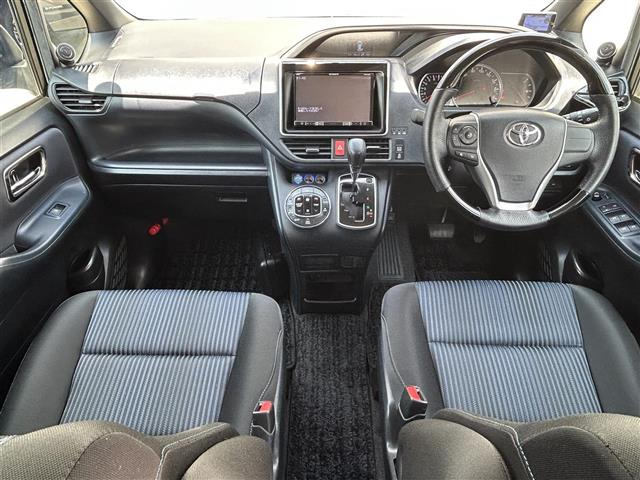 ヴォクシー2.0 ZS 煌