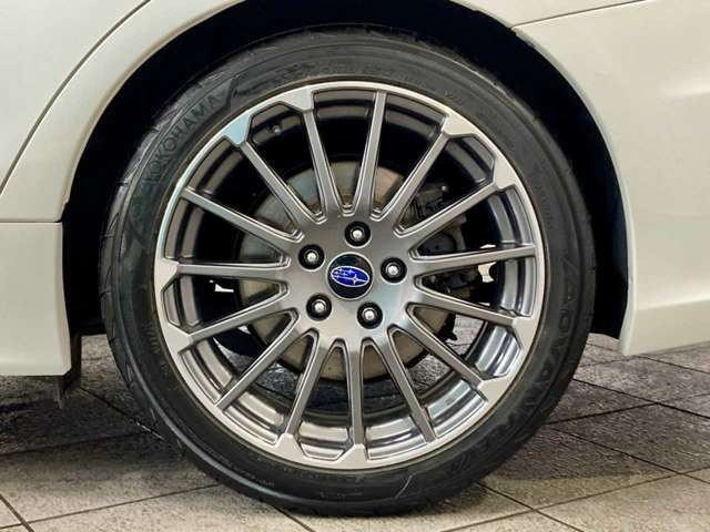 レヴォーグ1.6 STI スポーツ アイサイト 4WD