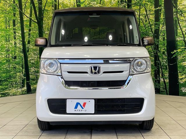 弊社では、全車『修復歴なし』のお車のみ取り扱っております。専任バイヤーによる厳選した仕入れの後、入庫後の車両チェックを行い、ネクステージが認定した高品質な中古車をご提供しております。
