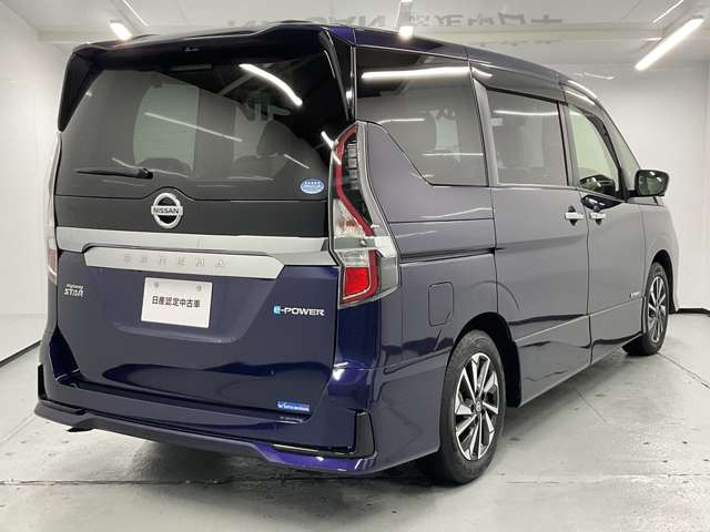 セレナ1.2 e-POWER ハイウェイスターV