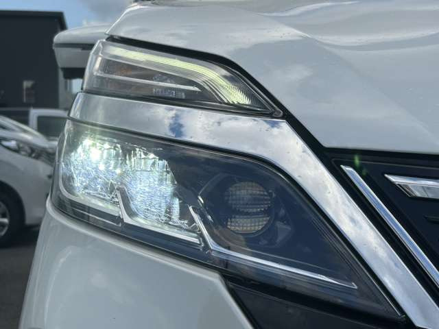 セレナ2.0 ハイウェイスターV 4WD