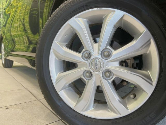 �y����14�C���`�A���~�z�C�[���z�O�ςɃ}�b�`���������A���~�z�C�[���𑕒����Ă���܂��B�e��ЊO�A���~�z�C�[����A�X�^�b�h���X�^�C�����戵�����Ă���܂��B���񂲑��k����������