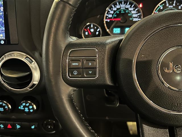 ラングラーアンリミテッド サハラ 4WD