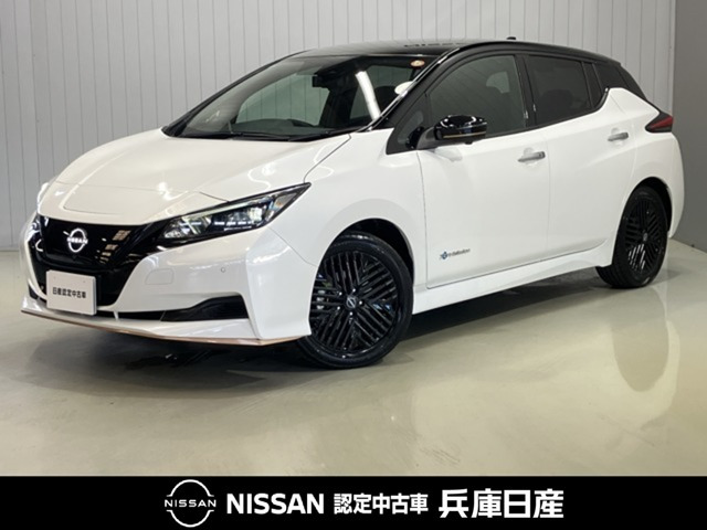 リーフX Vセレクション 90周年記念車