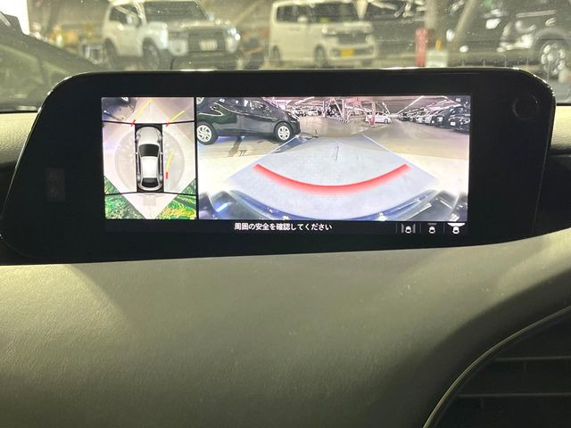 �y360&deg;�r���[���j�^�[�z��p�̃J�����ɂ��A�ォ�猩���낵���悤�Ȏ��_��360�x�N���}�̎��͂��m�F���邱�Ƃ��ł��܂������p�������m�F���₷���A�����ꏊ�ł̐؂�Ԃ��⒓�Ԃ��X���[�Y�ɍs���܂��B