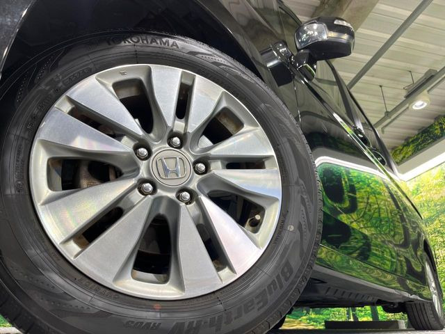 �y�����A���~�z�C�[���z�O�ςɃ}�b�`���������A���~�z�C�[���𑕒����Ă���܂��B�e��ЊO�A���~�z�C�[����A�X�^�b�h���X�^�C�����戵�����Ă���܂��B���񂲑��k����������