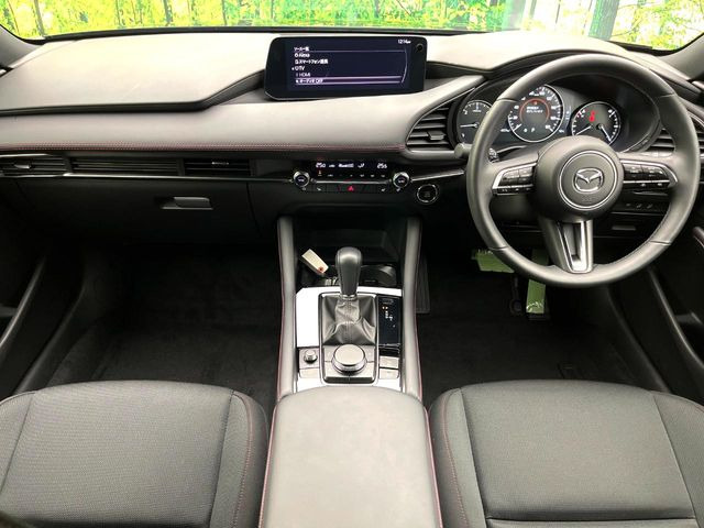 MAZDA3ファストバック1.8 XD ブラック セレクション