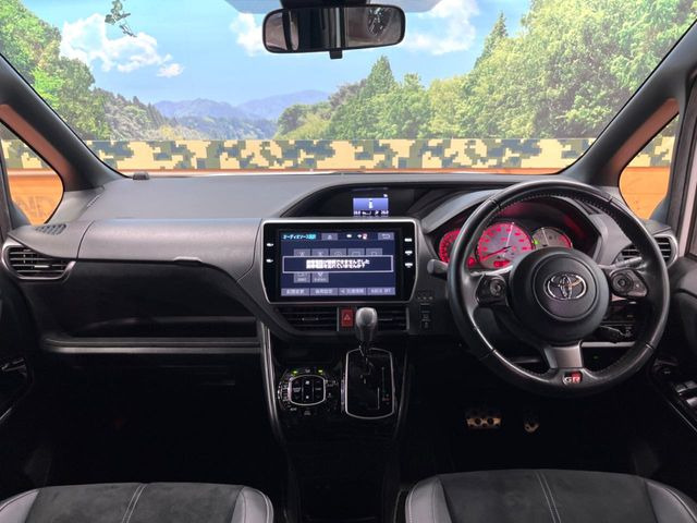 ヴォクシー2.0 ZS GR スポーツ