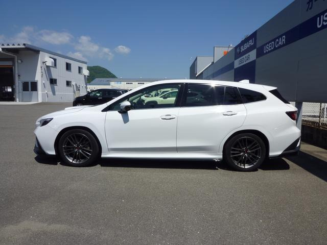 レヴォーグ1.8 STI スポーツ EX 4WD