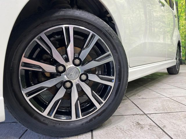 �y����14�C���`�A���~�z�C�[���z�O�ςɃ}�b�`���������A���~�z�C�[���𑕒����Ă���܂��B�e��ЊO�A���~�z�C�[����A�X�^�b�h���X�^�C�����戵�����Ă���܂��B���񂲑��k����������