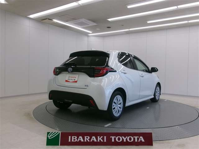 ヤリス1.5 ハイブリッド Z