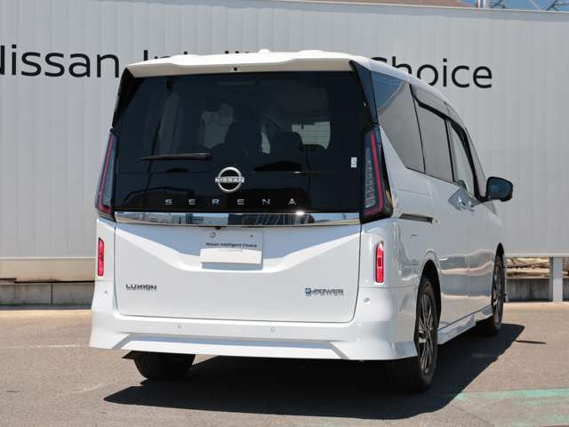 セレナ1.4 e-POWER ルキシオン
