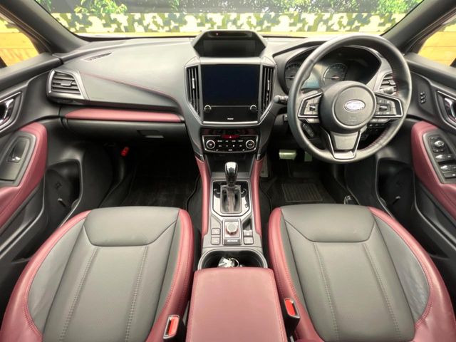 フォレスター1.8 STI スポーツ 4WD
