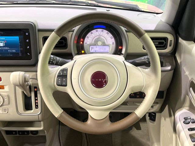 �y�X�e�A�����O�X�C�b�`�z�^�]���A�O������ڐ������炷���ƂȂ��A�I�[�f�B�I���̑��삪�\�ȕ֗��@�\!���S&���K�ȃh���C�u�����o���Ă���܂���