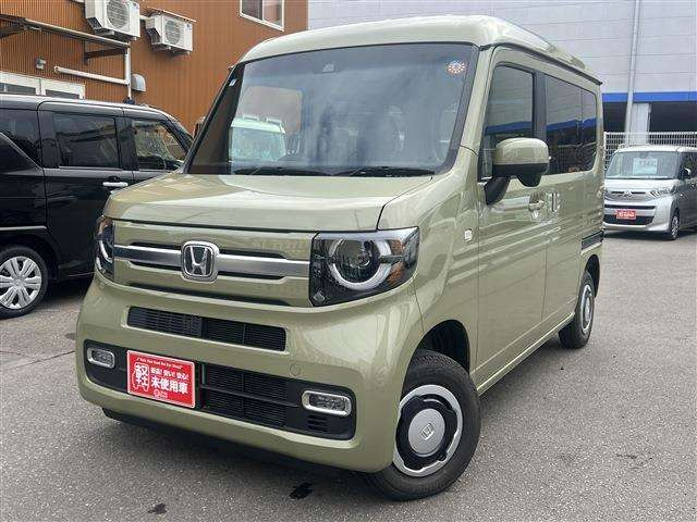 N-VAN+スタイル ファン 4WD