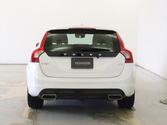 V60D4 ダイナミック エディション ディーゼル