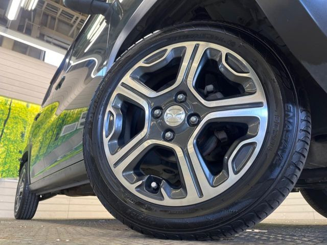 �y����15�C���`�A���~�z�C�[���z�O�ςɃ}�b�`���������A���~�z�C�[���𑕒����Ă���܂��B�e��ЊO�A���~�z�C�[����A�X�^�b�h���X�^�C�����戵�����Ă���܂��B���񂲑��k����������